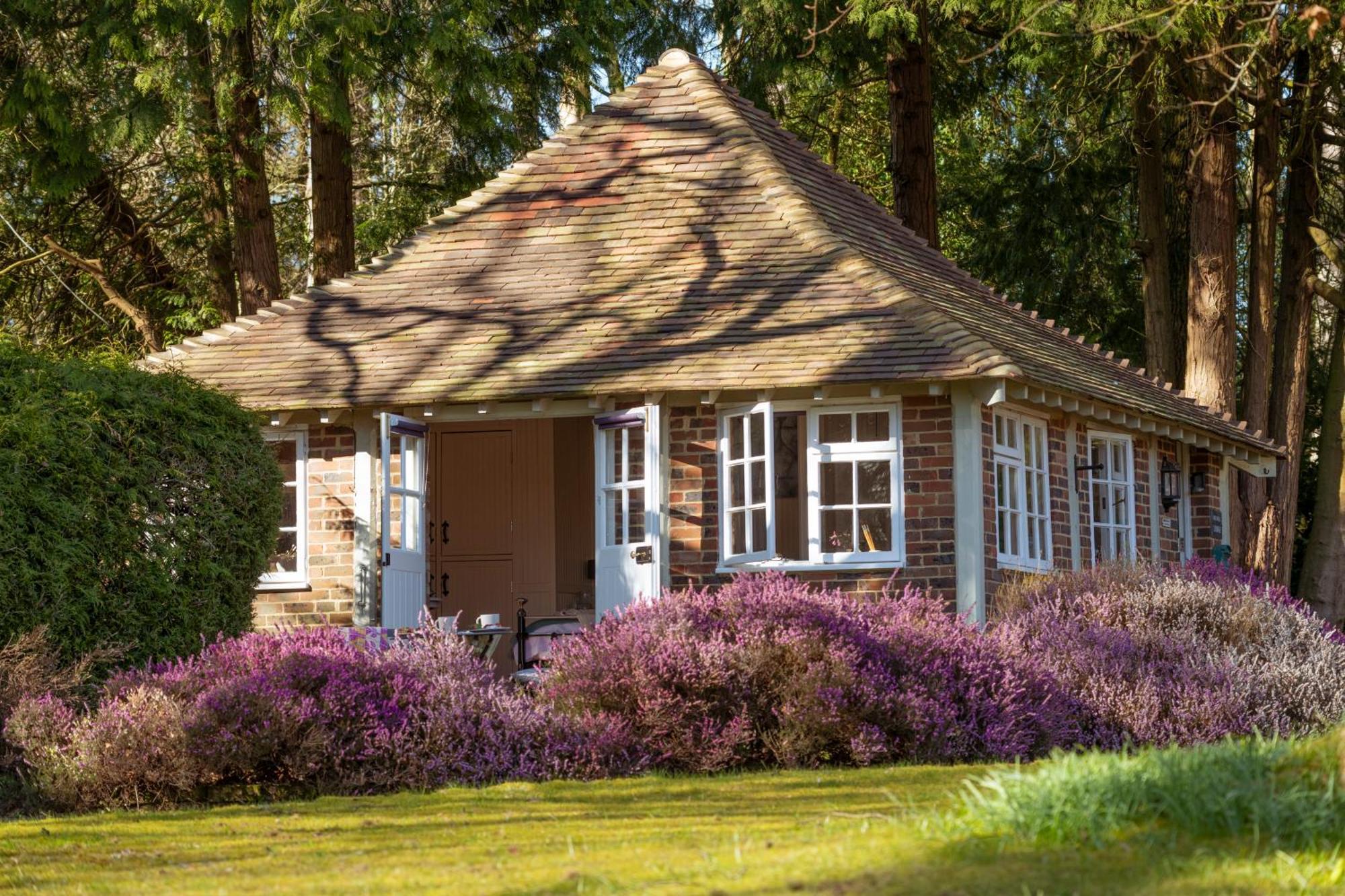 Old Mill Lodge By Huluki Sussex Stays Hurstpierpoint Exteriér fotografie