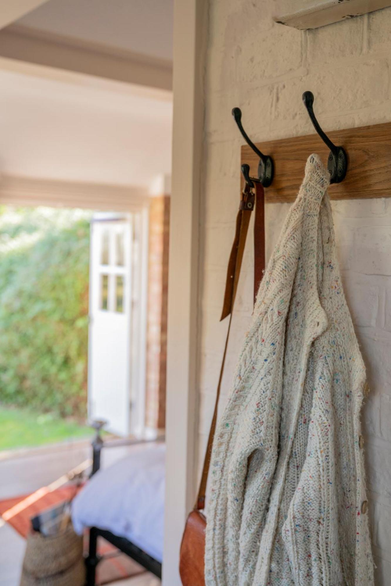 Old Mill Lodge By Huluki Sussex Stays Hurstpierpoint Exteriér fotografie